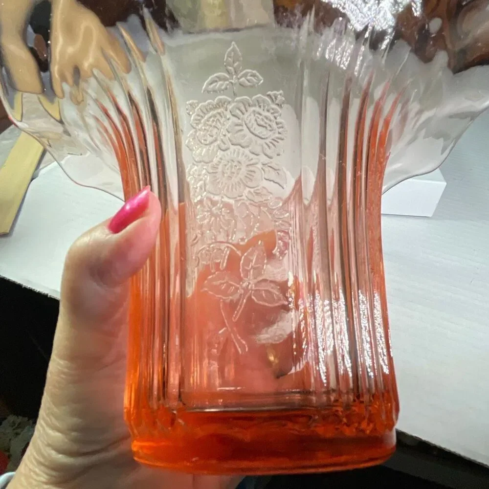 Anchor Hocking Mayfair “ Open Rose” pink depression glass sweet pea vase.